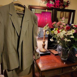 Tan/Olive 100% Fine Wool Women's Suit Size 16